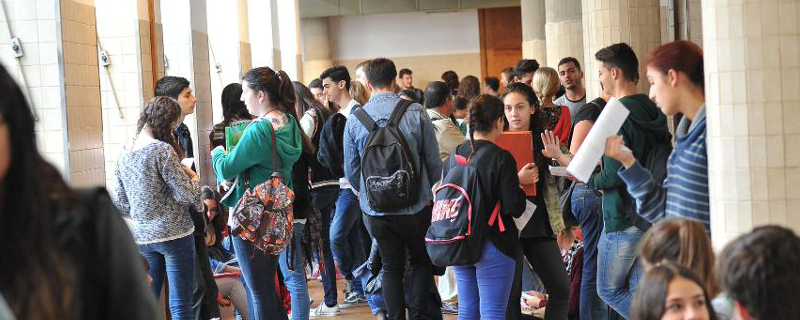 Casi la mitad de universitarios canarios se matricula en estudios sociales o jurídicos